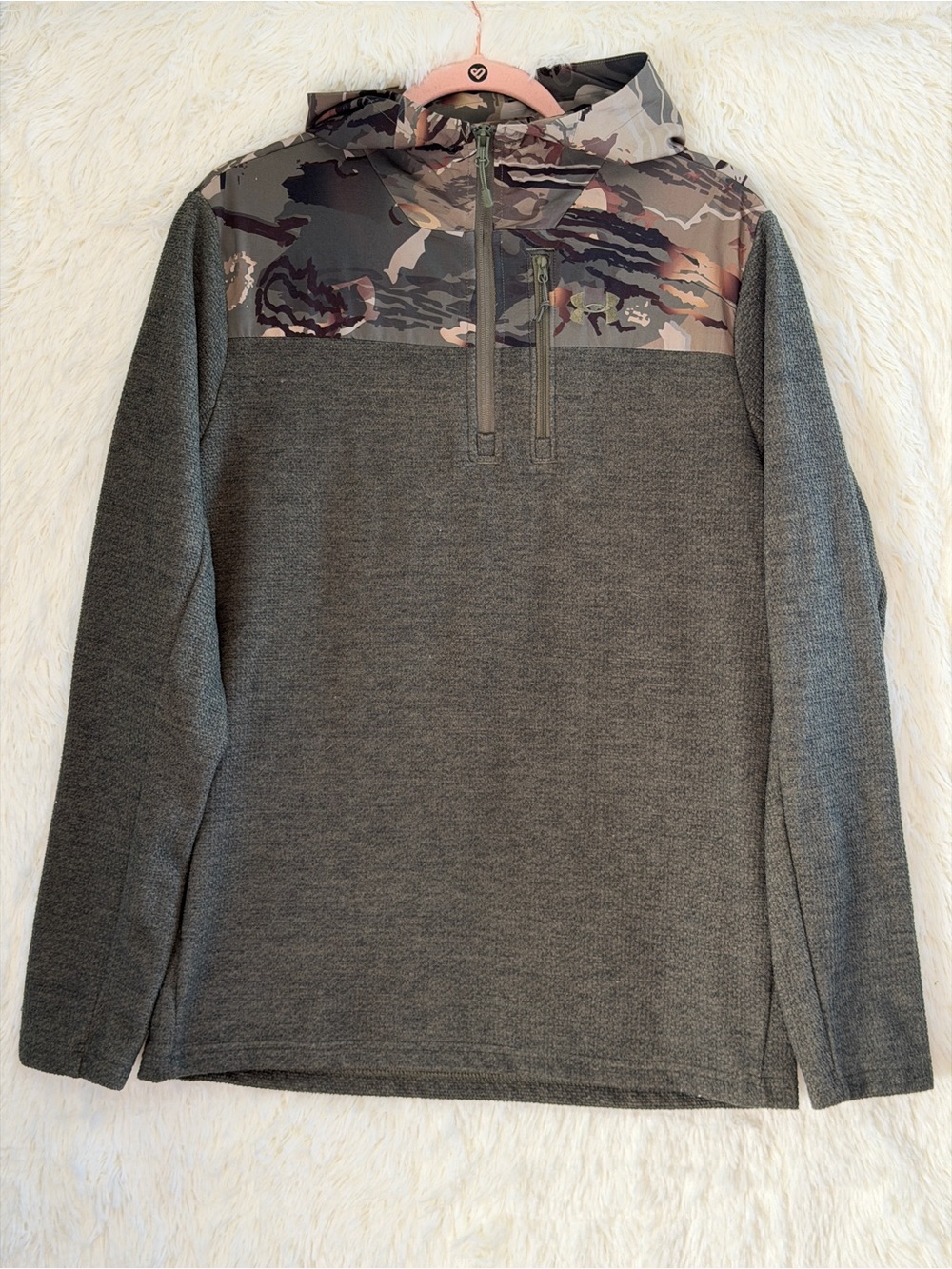 Under Armour Mens Camo 1/2 Zip Hoodie Size M Green Hunting Fishing Loose Fit